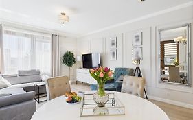 ApartamentySnu, Słoneczny Glam z parkingiem, Centrum